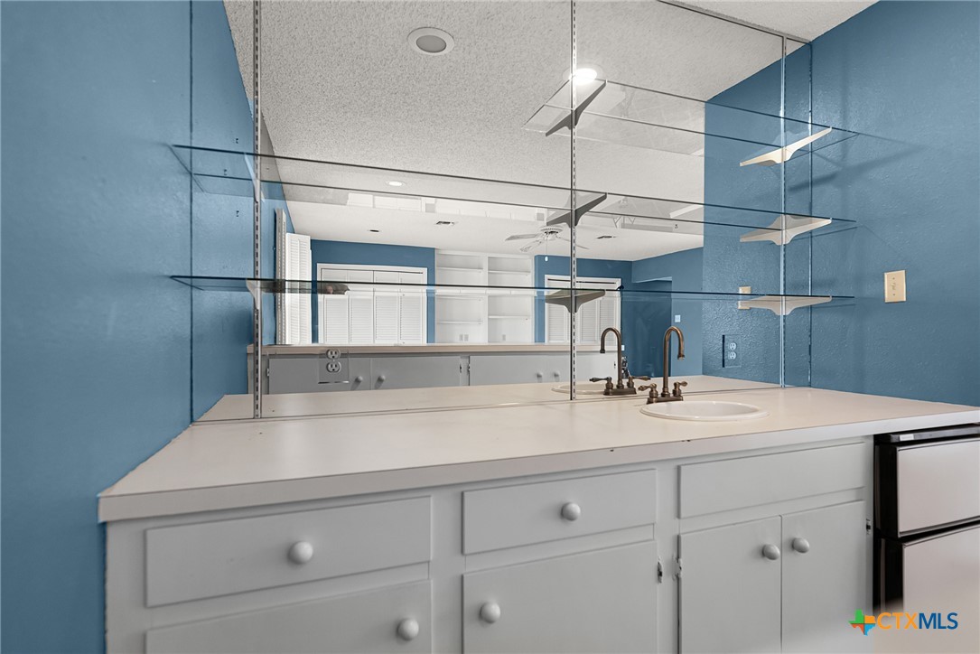 609 Rudeloff Road Seguin, TX 78155 - Photo 42 of 45