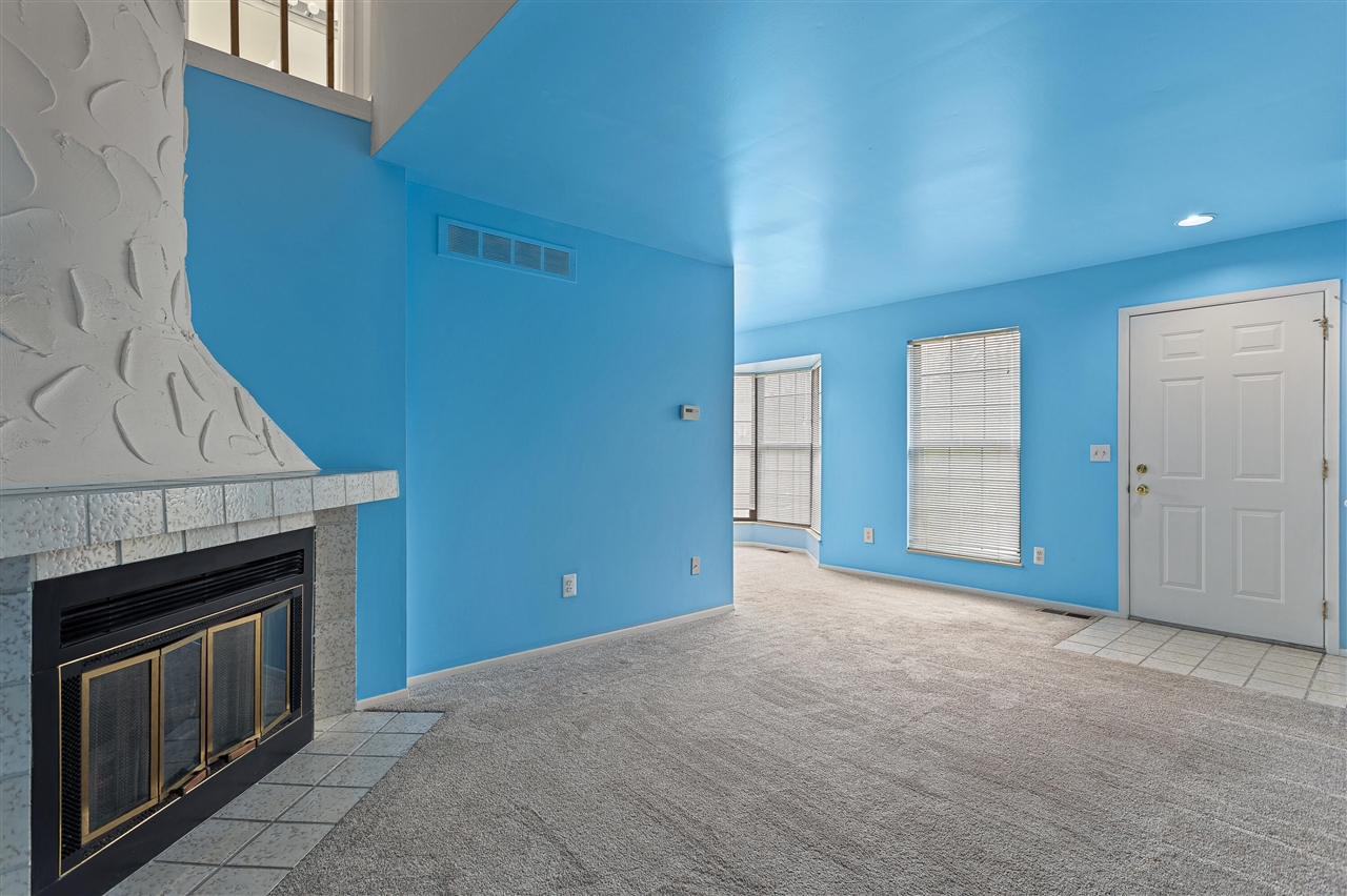 31008 Country Bluff Farmington, MI 48331 - Photo 10 of 39