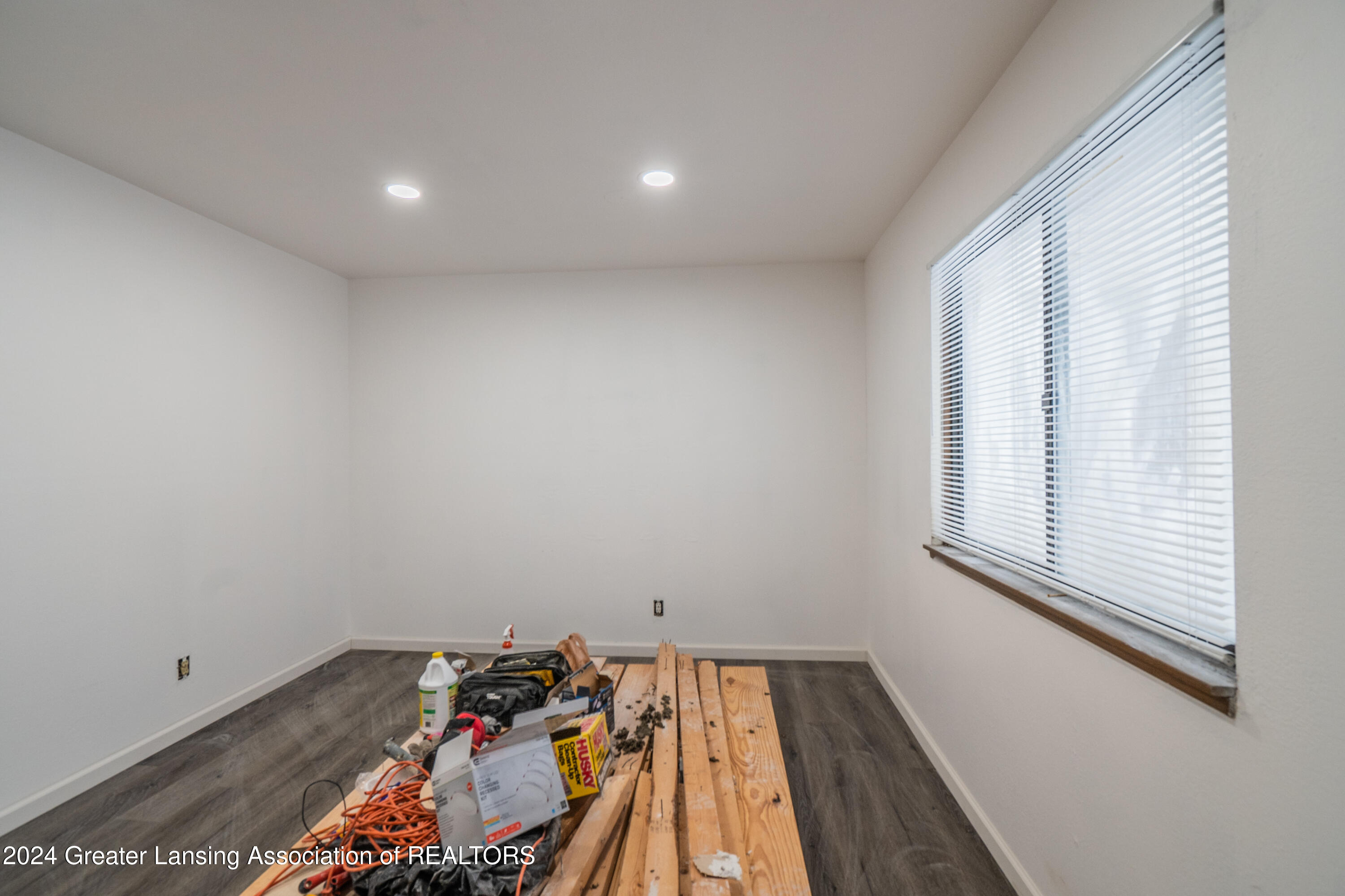 3930 Hunters Ridge Drive, Unit 1 Lansing, MI 48911 - Photo 11 of 17 3930 Hunters Ridge-012