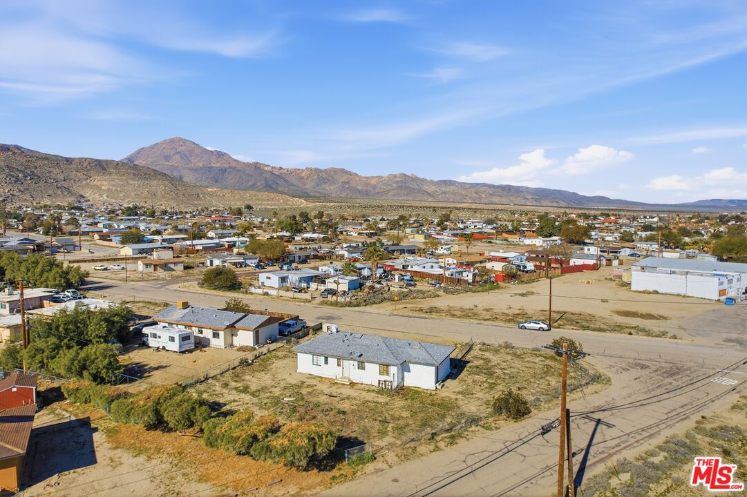 13879 Carson Street Trona, CA 93562 - Photo 5 of 29 a view of a ocean view