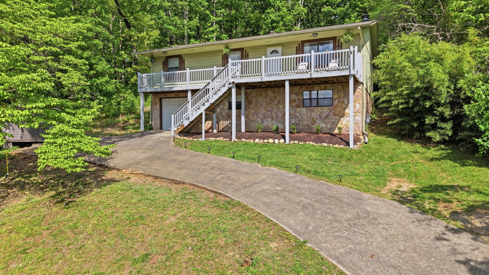 69 Ridgewood Trail Ringgold, GA 30736 - Photo 3 of 21