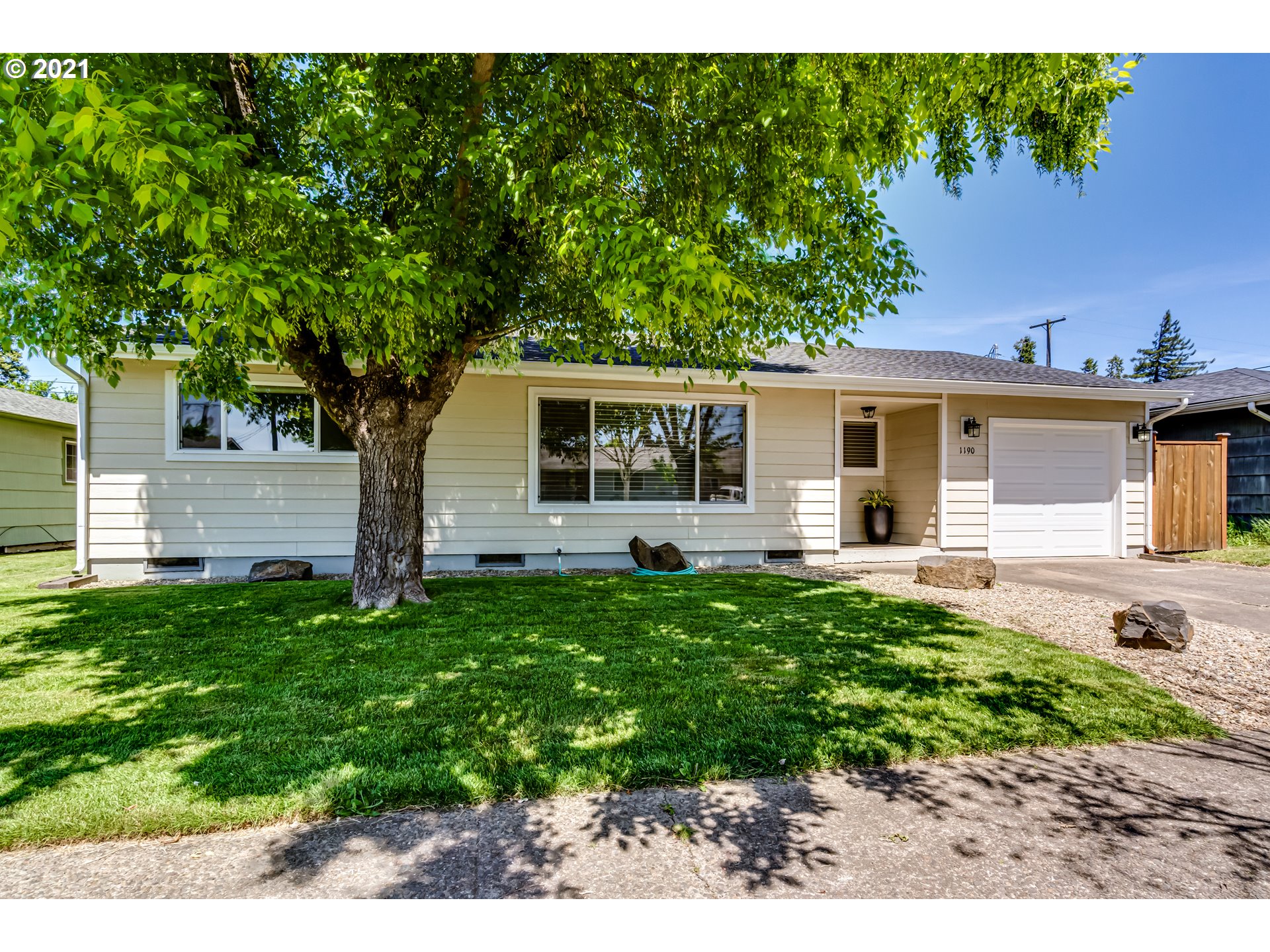 1190 Quinalt Street Springfield, OR 97477 - Photo 1 of 29