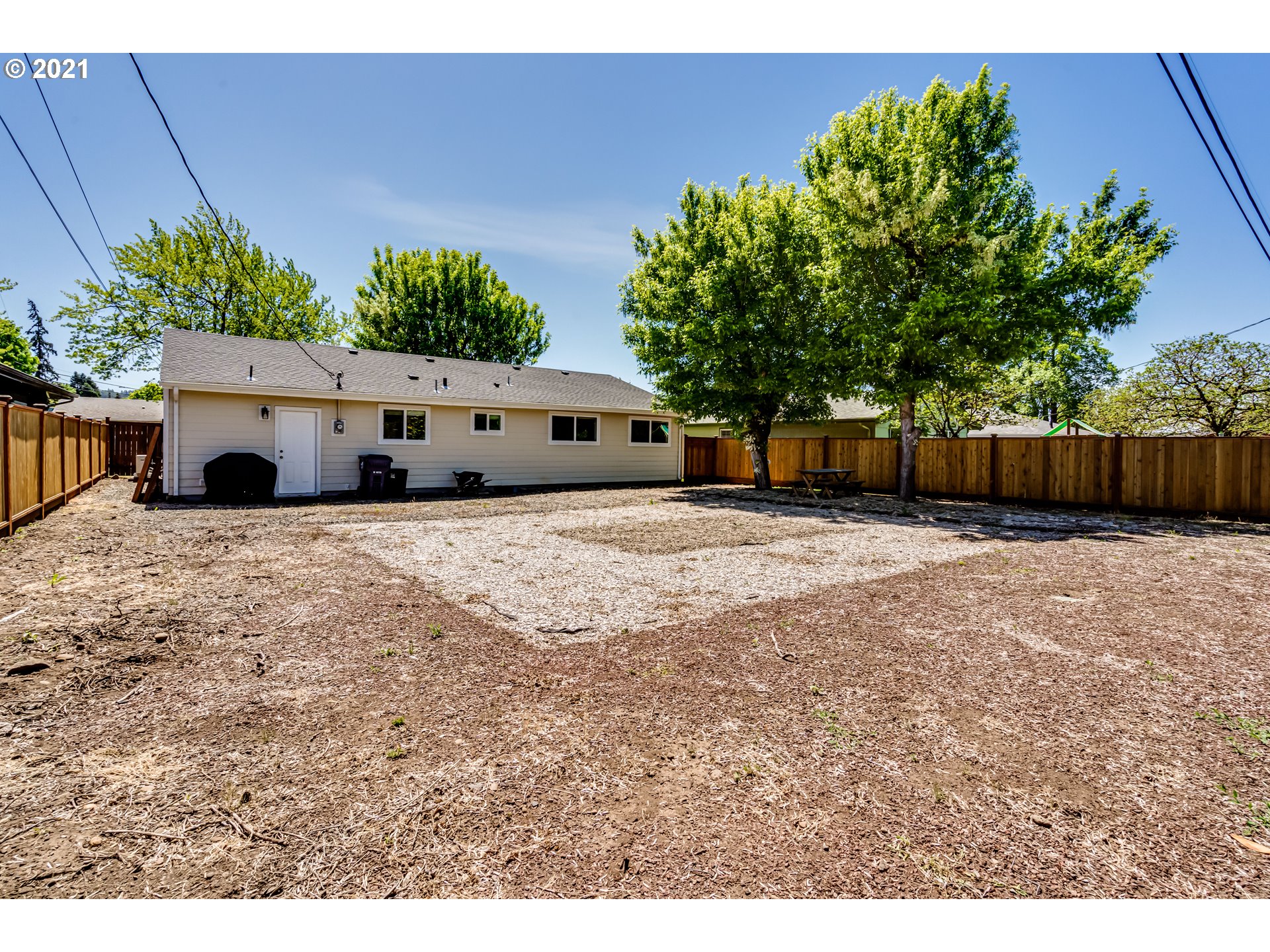 1190 Quinalt Street Springfield, OR 97477 - Photo 27 of 29