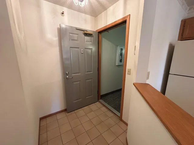 $174,900 | 7614 York Avenue South, Unit 3117, Edina, MN 55435