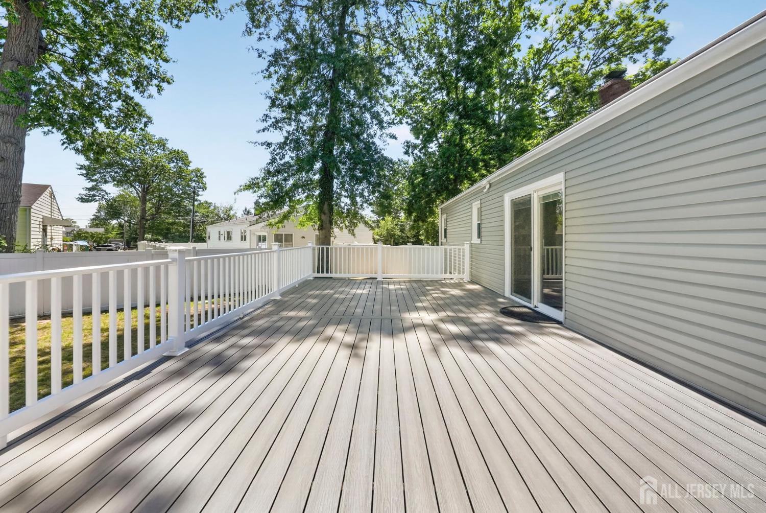 59 Eden Avenue Edison, NJ 08817 - Photo 44 of 45