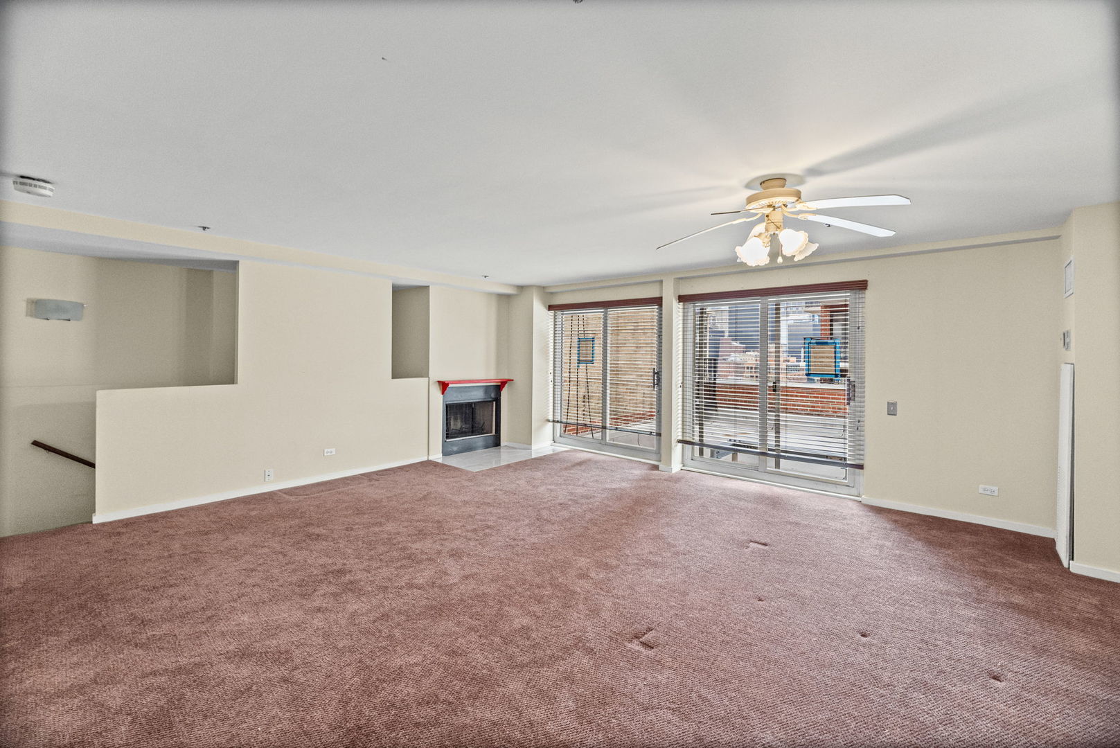 40 East 9th Street, Unit 1907 Chicago, IL 60605 - Photo 18 of 28