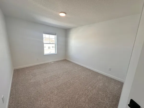$2,695 | 5279 Long Pointe Pass, St. Paul, MN 55129