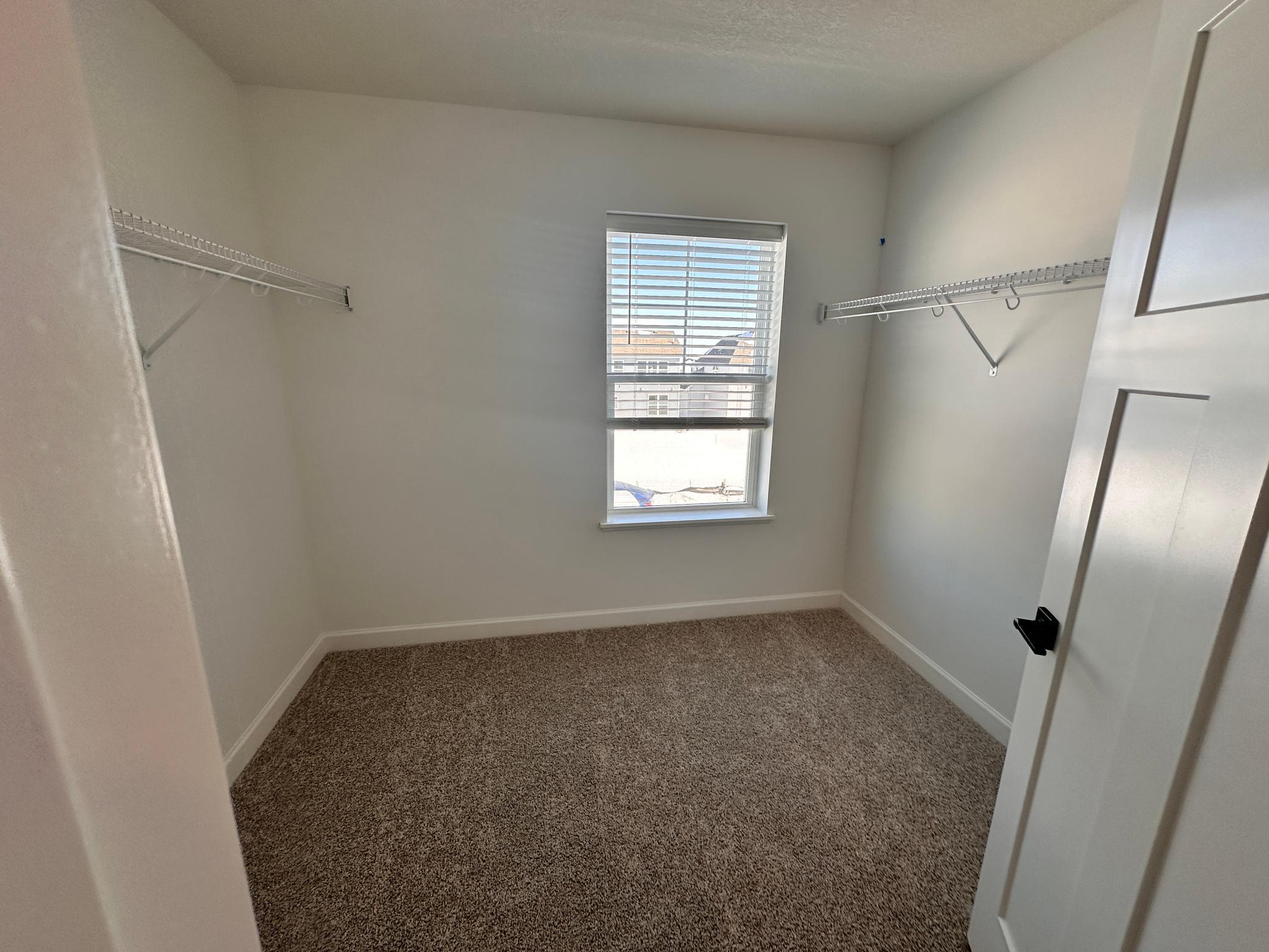 5279 Long Pointe Pass St. Paul, MN 55129 - Photo 9 of 14