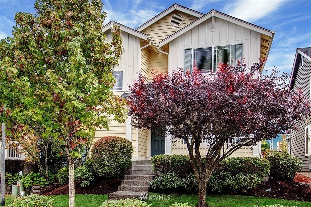 9032 228th Way Northeast Redmond, WA 98053 - Photo 2 of 17