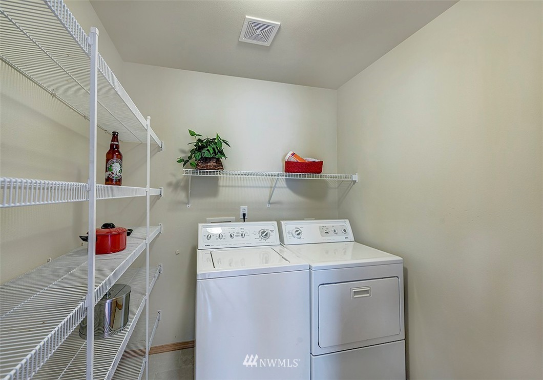 9032 228th Way Northeast Redmond, WA 98053 - Photo 15 of 17