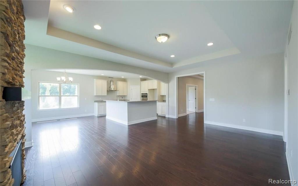 5487 Woodfall Road Clarkston, MI 48348 - Photo 11 of 21