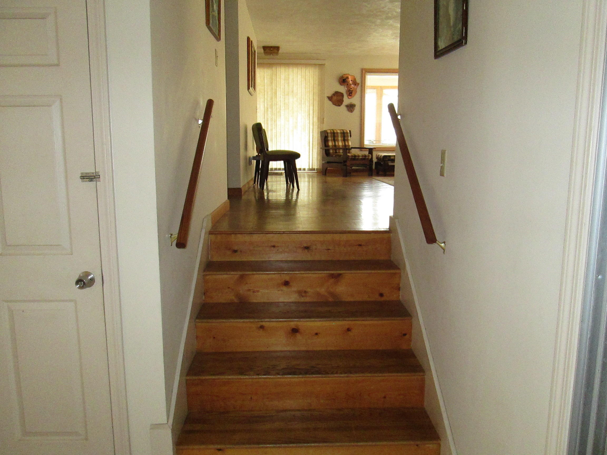 33 Riverside Drive Wareham, MA 02558 - Photo 4 of 32 IMG_2821