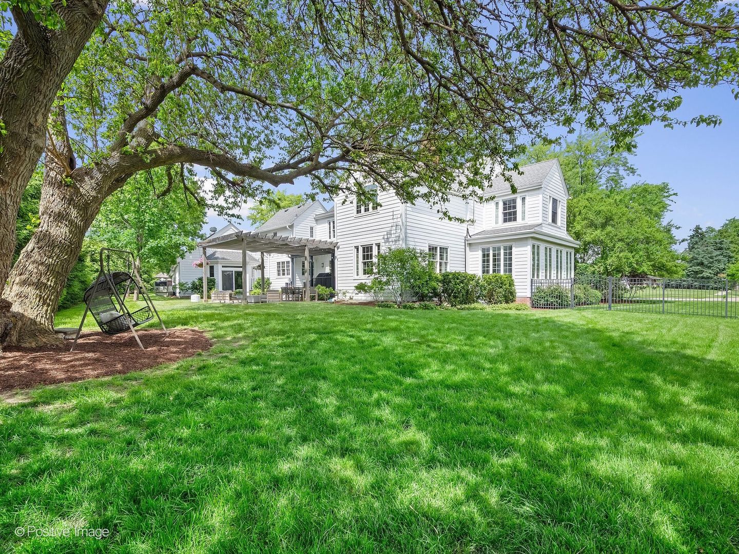 260 Stonegate Road Clarendon Hills, IL 60514 - Photo 56 of 62