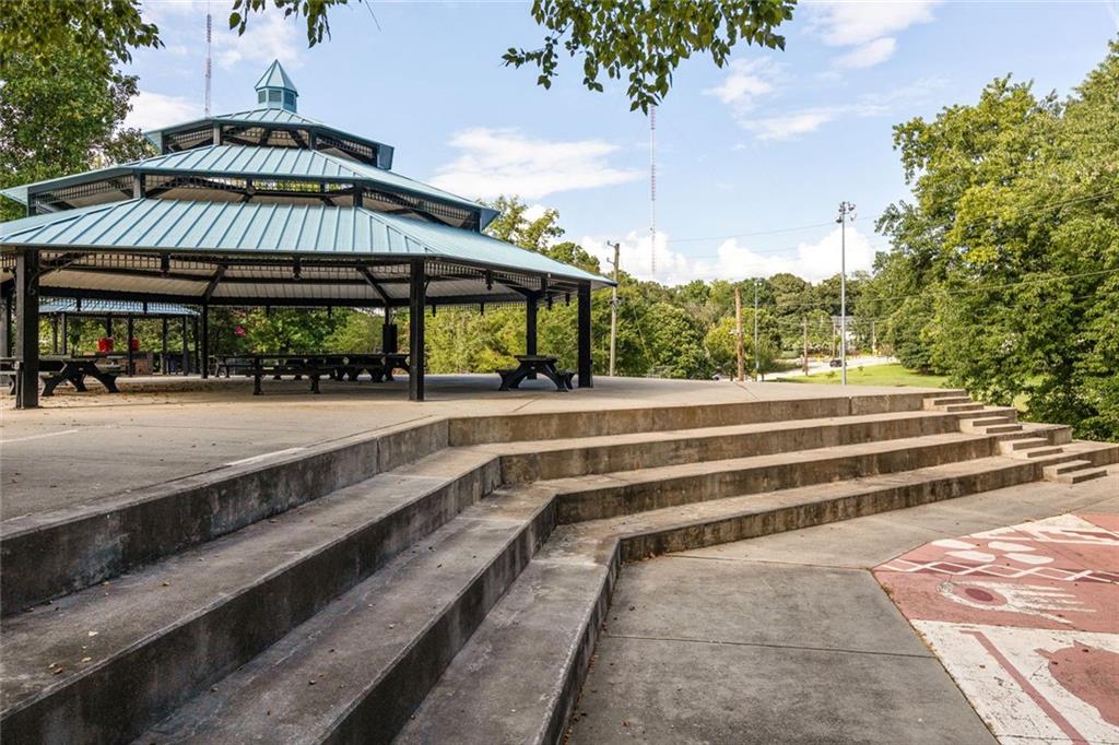 2238 Ridgedale Road Northeast Atlanta, GA 30317 - Photo 55 of 59