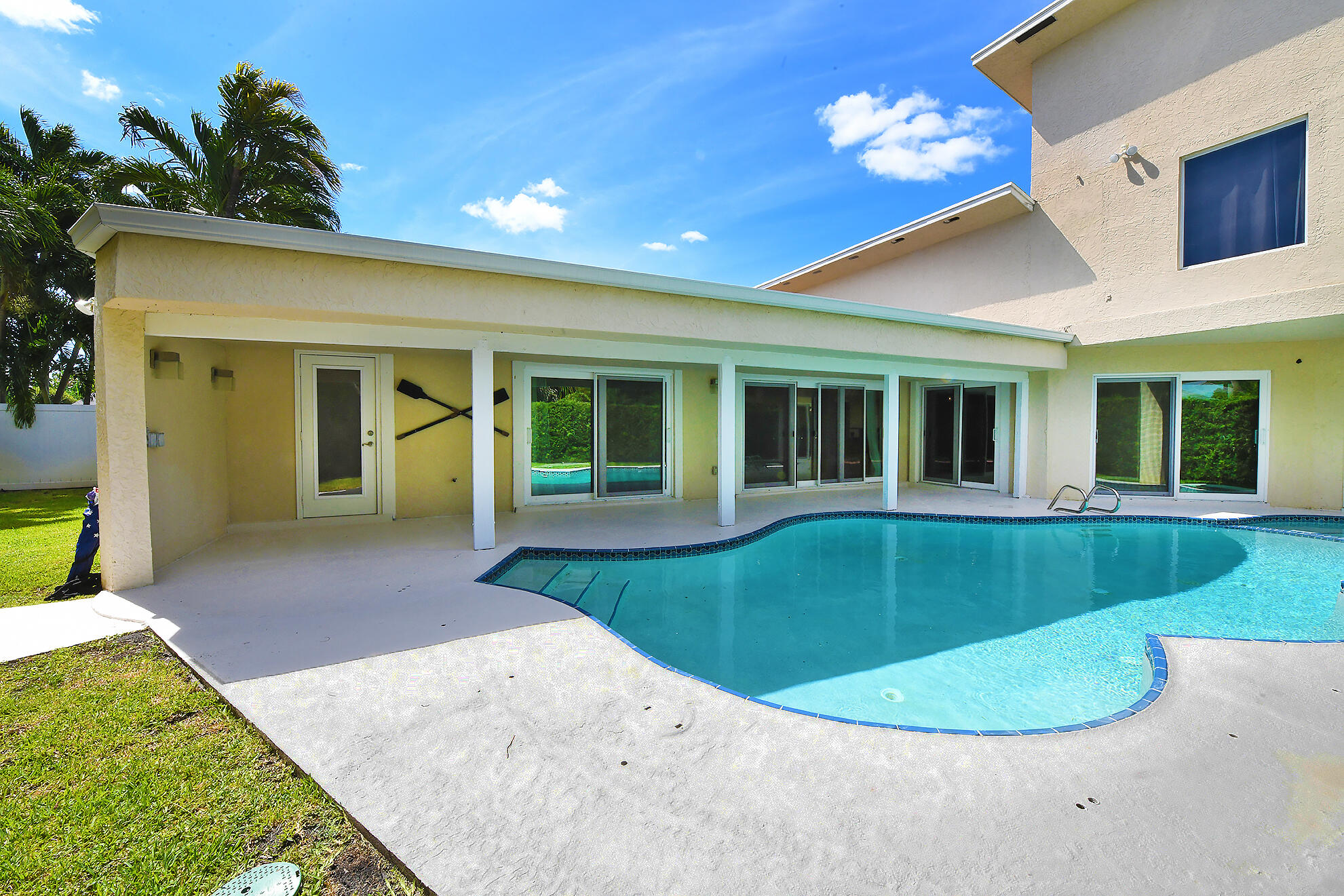17763 Holly Brook Way Boca Raton, FL 33487 - Photo 42 of 54 Pool/Patio