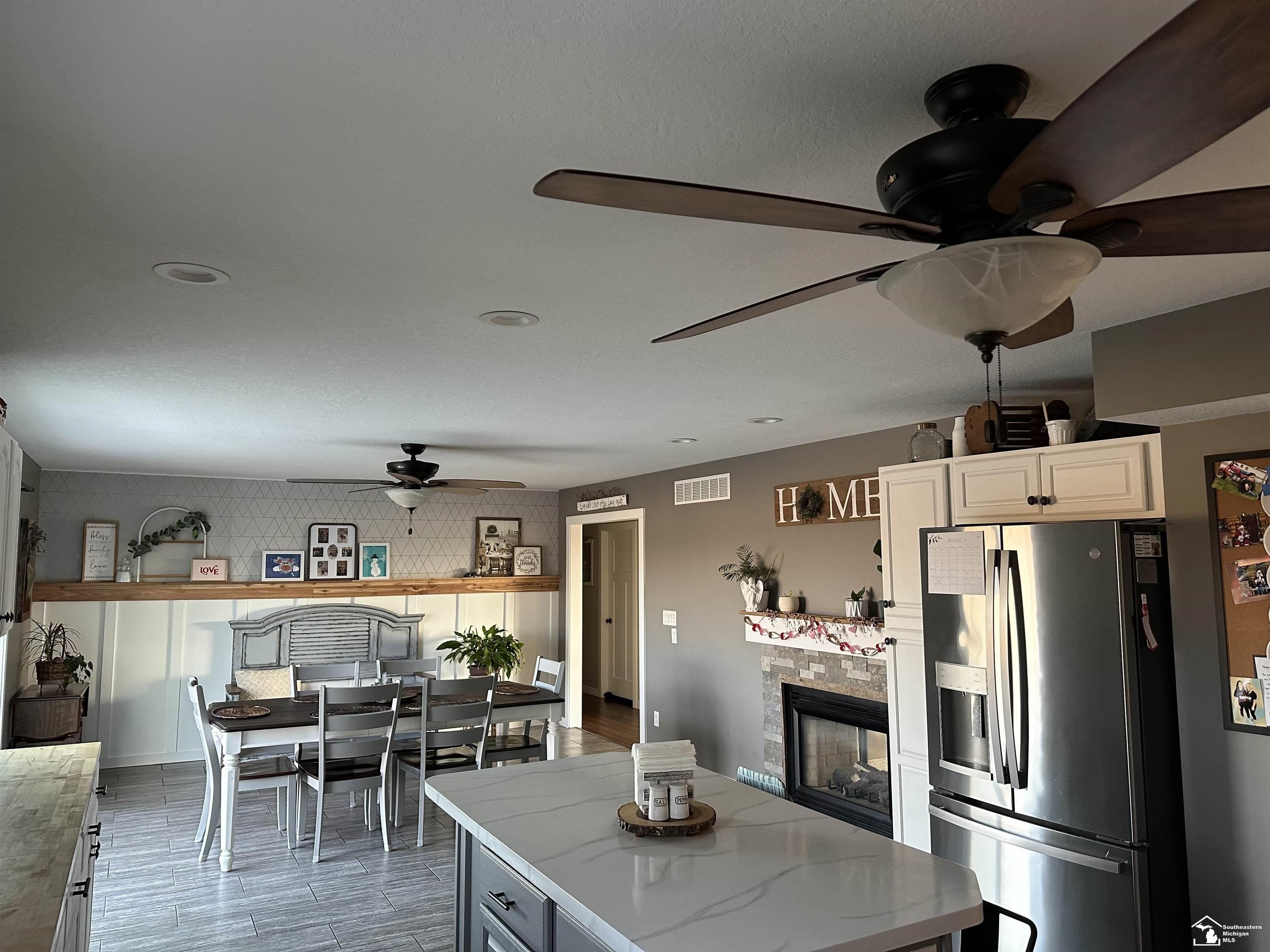 5050 South Custer Road Monroe, MI 48161 - Photo 5 of 54