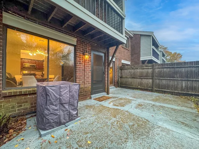 a view of outdoor space