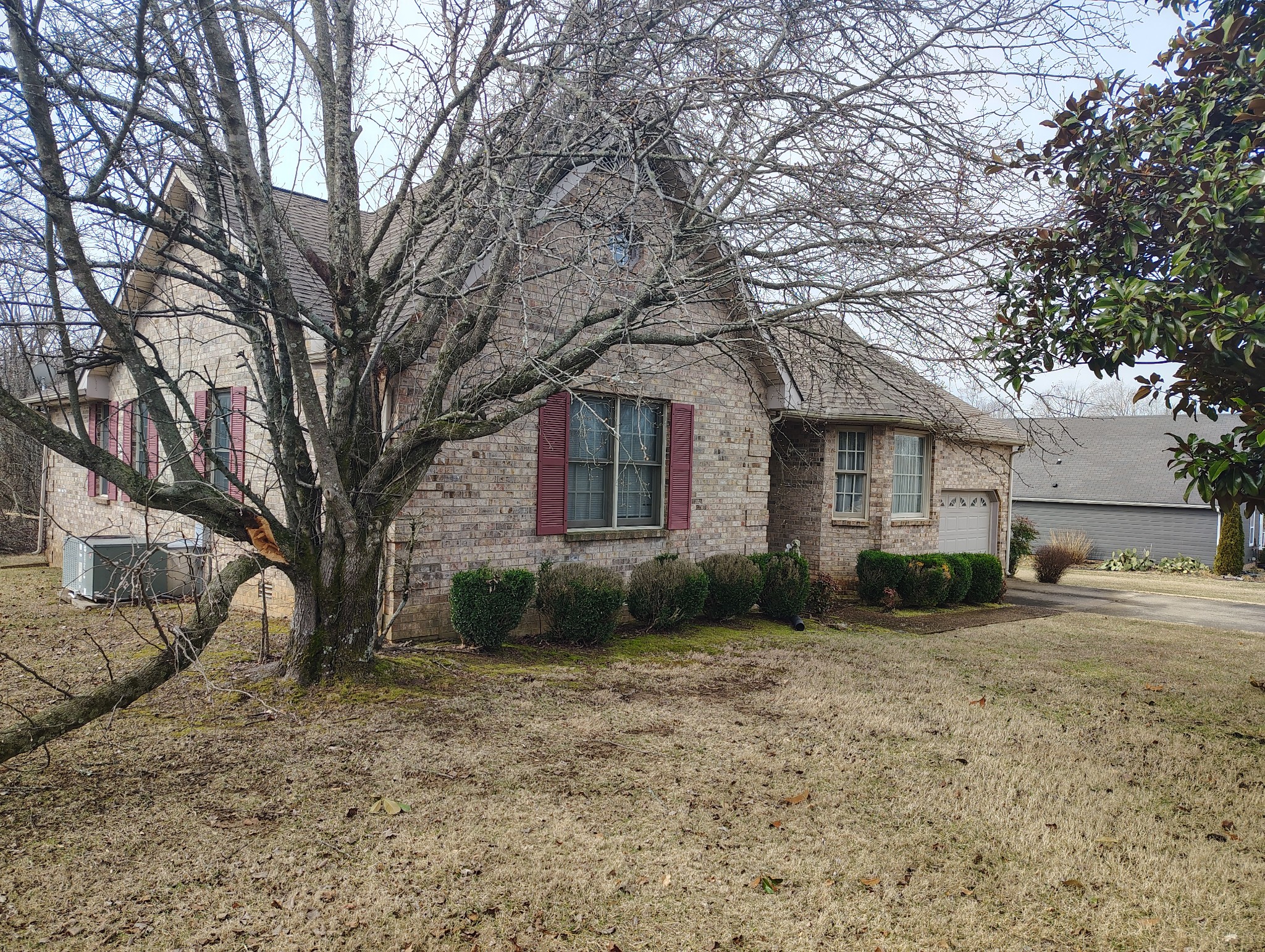 29 Bluebird Lane Lafayette, TN 37083 - Photo 3 of 17 a view of a house with a yard
