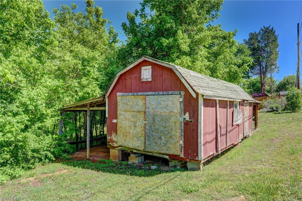 2102 Carolina Mill Road Burlington, NC 27217 - Photo 29 of 34