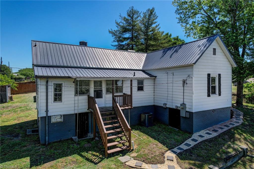 2102 Carolina Mill Road Burlington, NC 27217 - Photo 30 of 34