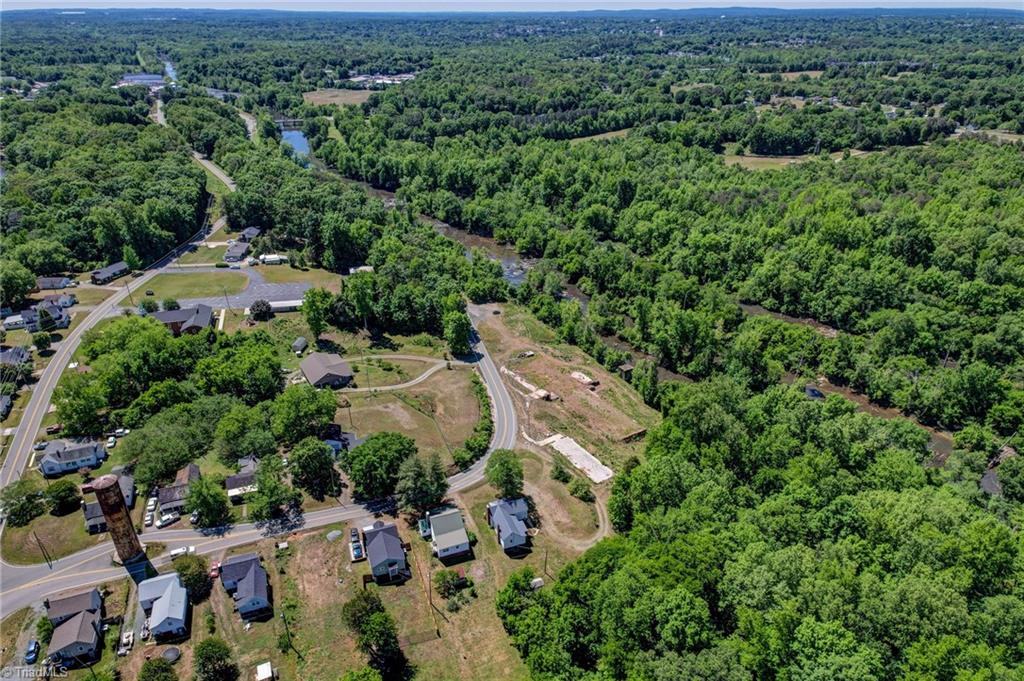 2102 Carolina Mill Road Burlington, NC 27217 - Photo 31 of 34