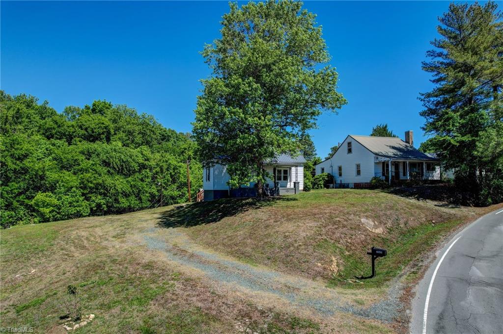 2102 Carolina Mill Road Burlington, NC 27217 - Photo 7 of 34