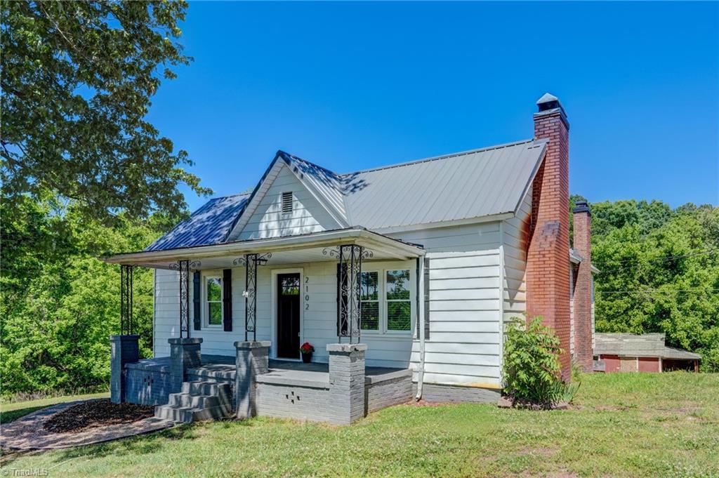 2102 Carolina Mill Road Burlington, NC 27217 - Photo 8 of 34