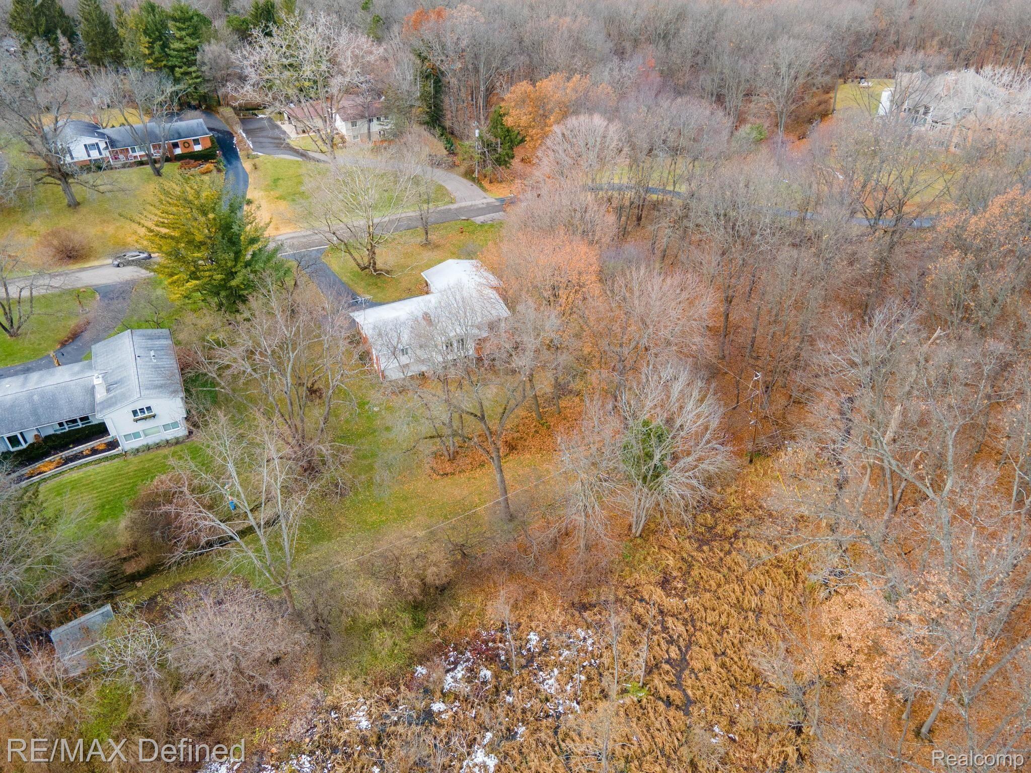 6045 Ronnoco Road Rochester, MI 48306 - Photo 39 of 40 39-web-or-mls-6045-Ronnoco-Rd-39.jpg