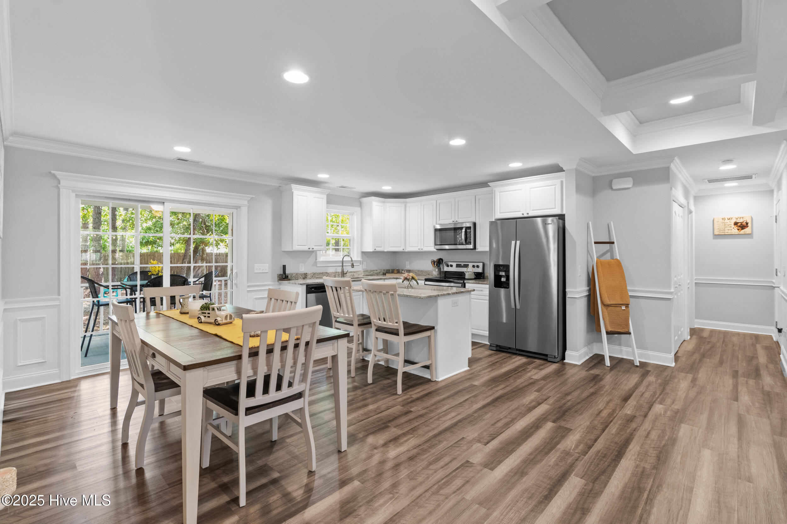 244 Ash Road Southport, NC 28461 - Photo 15 of 28 13_dining area