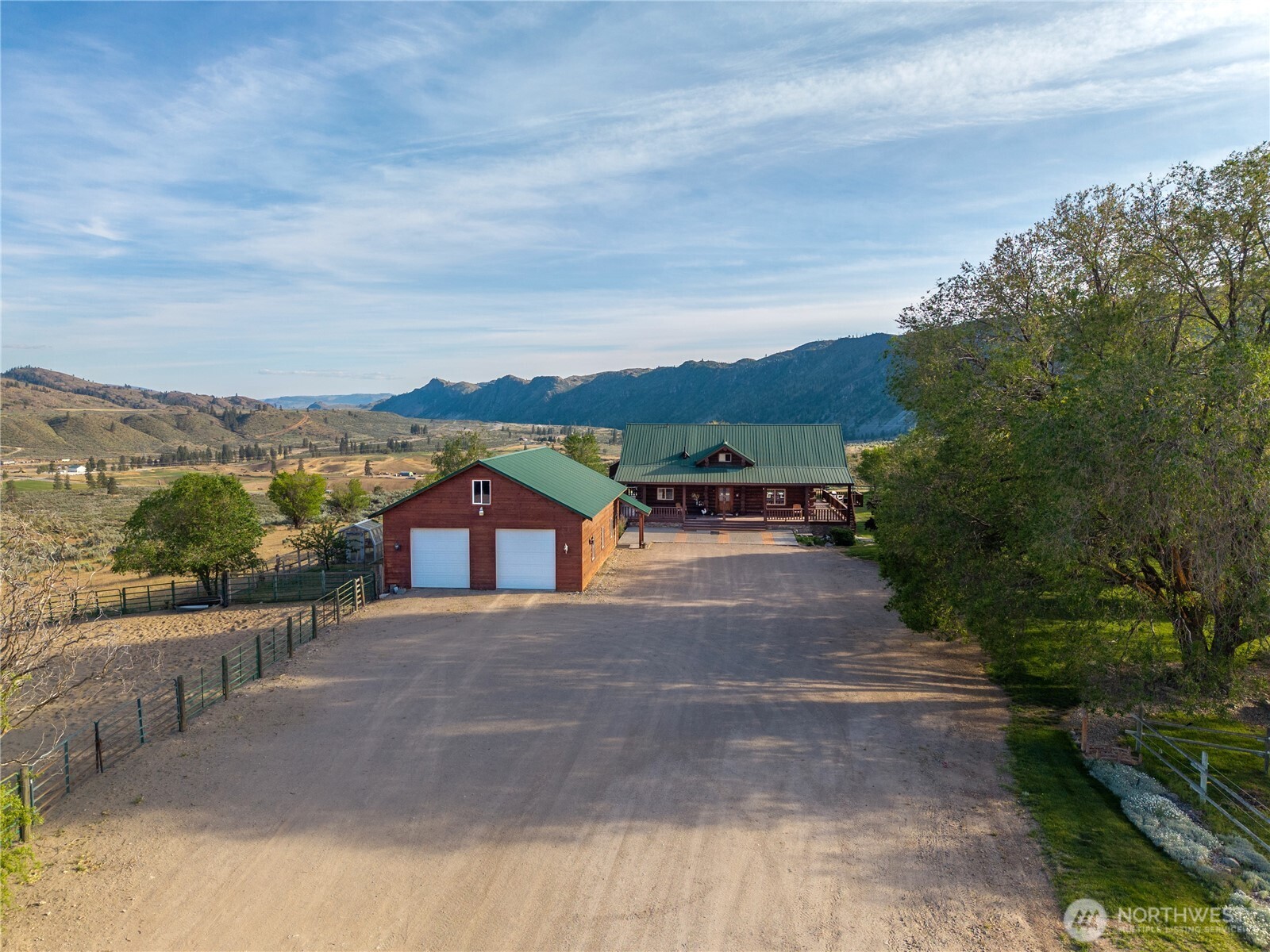 112 South Pine Creek Road Tonasket, WA 98855 - Photo 3 of 40