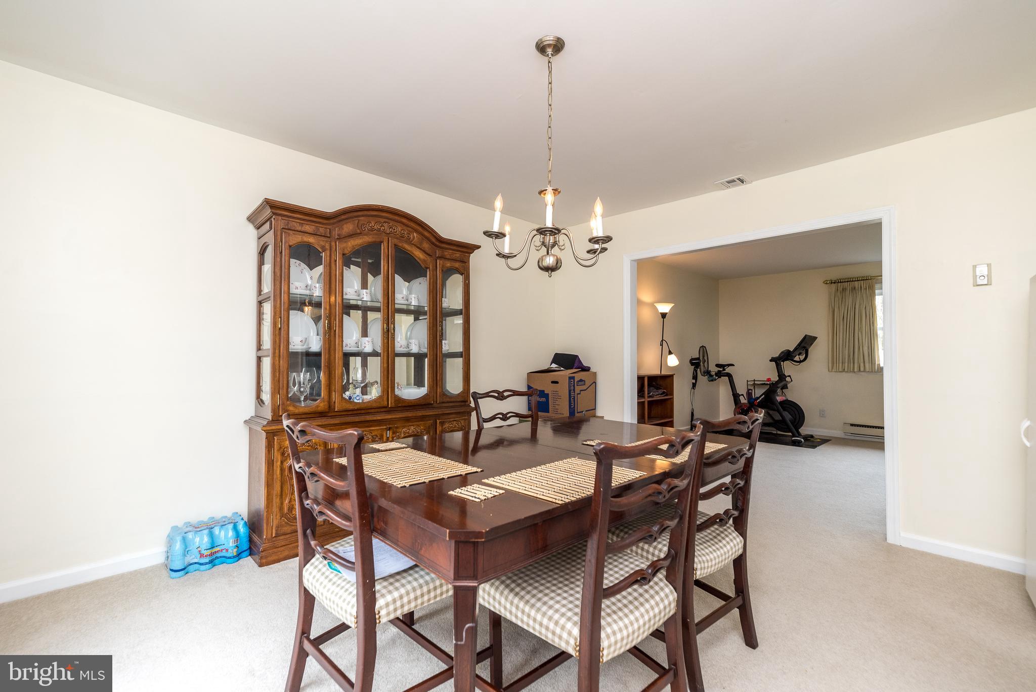 3 Lee Road Norristown, PA 19403 - Photo 10 of 43 Dining Room view
