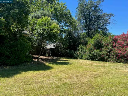 $249,500 | 2085 Acwron Drive, Red Bluff, CA 96080