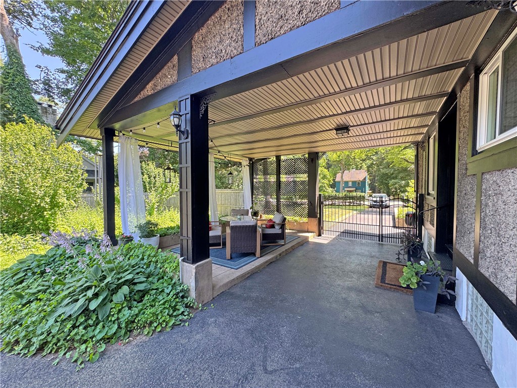 198 Penfield Road Brighton, NY 14610 - Photo 3 of 50 Gallery Image 3