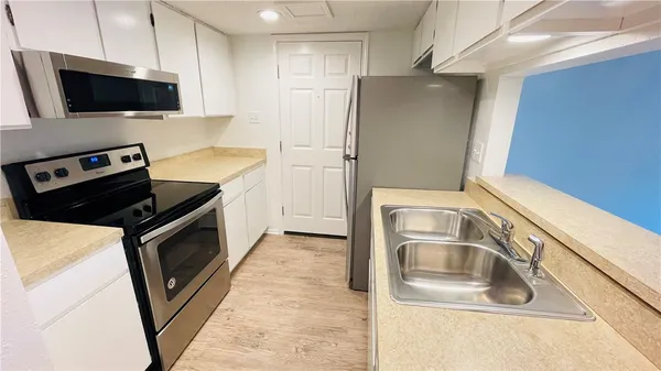 $1,995 | 3517 Westchester Avenue, Unit 101, Austin, TX 78759
