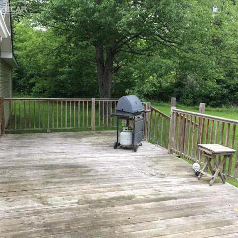 6370 Johnson Road Flushing, MI 48433 - Photo 26 of 38 20441258-25.JPG