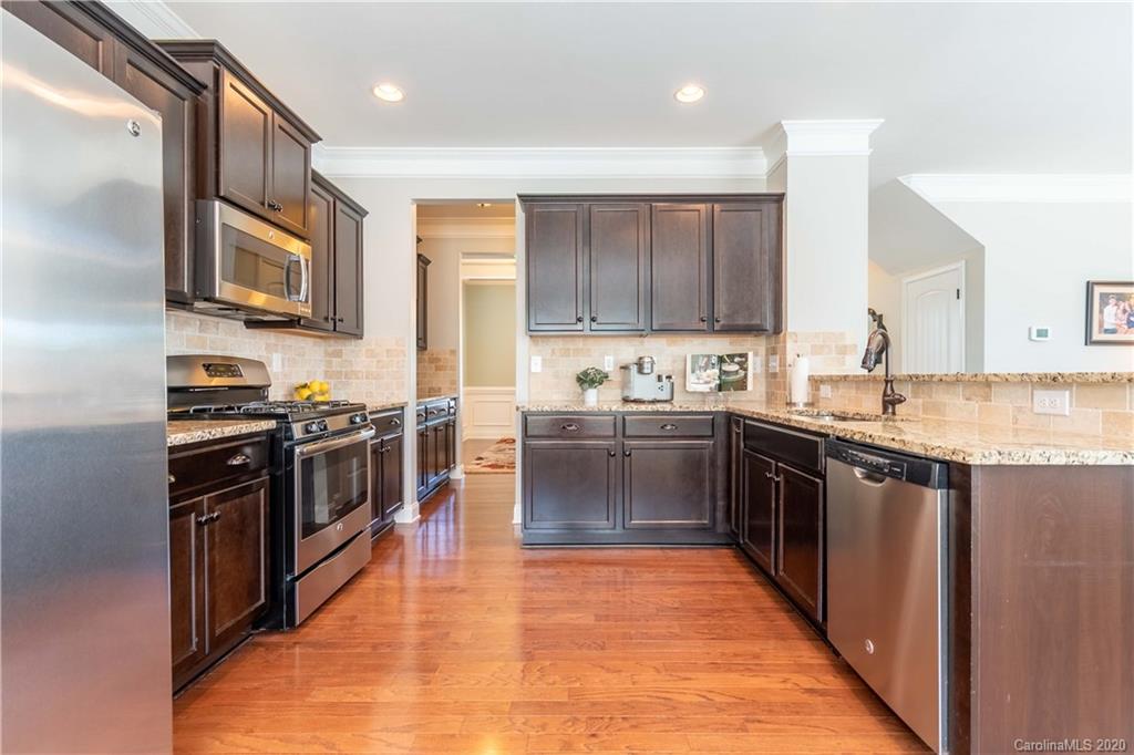 15723 Foreleigh Road Huntersville, NC 28078 - Photo 7 of 44 Gallery Image 7