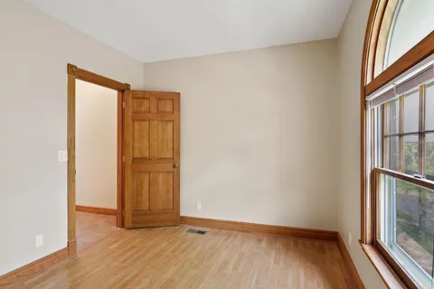 $995,000 | 197 North Kent Street, St. Paul, MN 55102