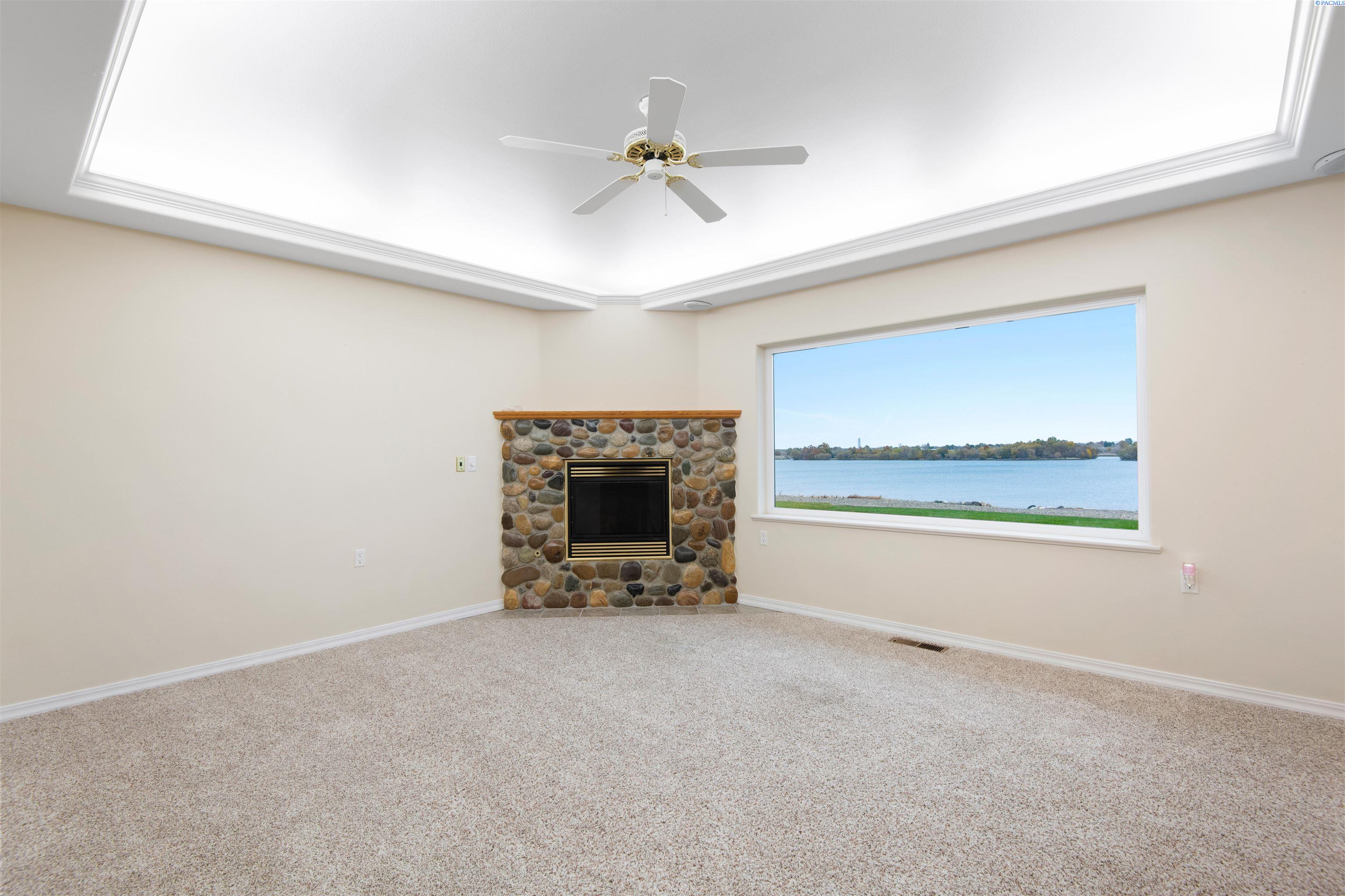 225804 East Donelson Road Kennewick, WA 99337 - Photo 5 of 30 Gallery Image 5