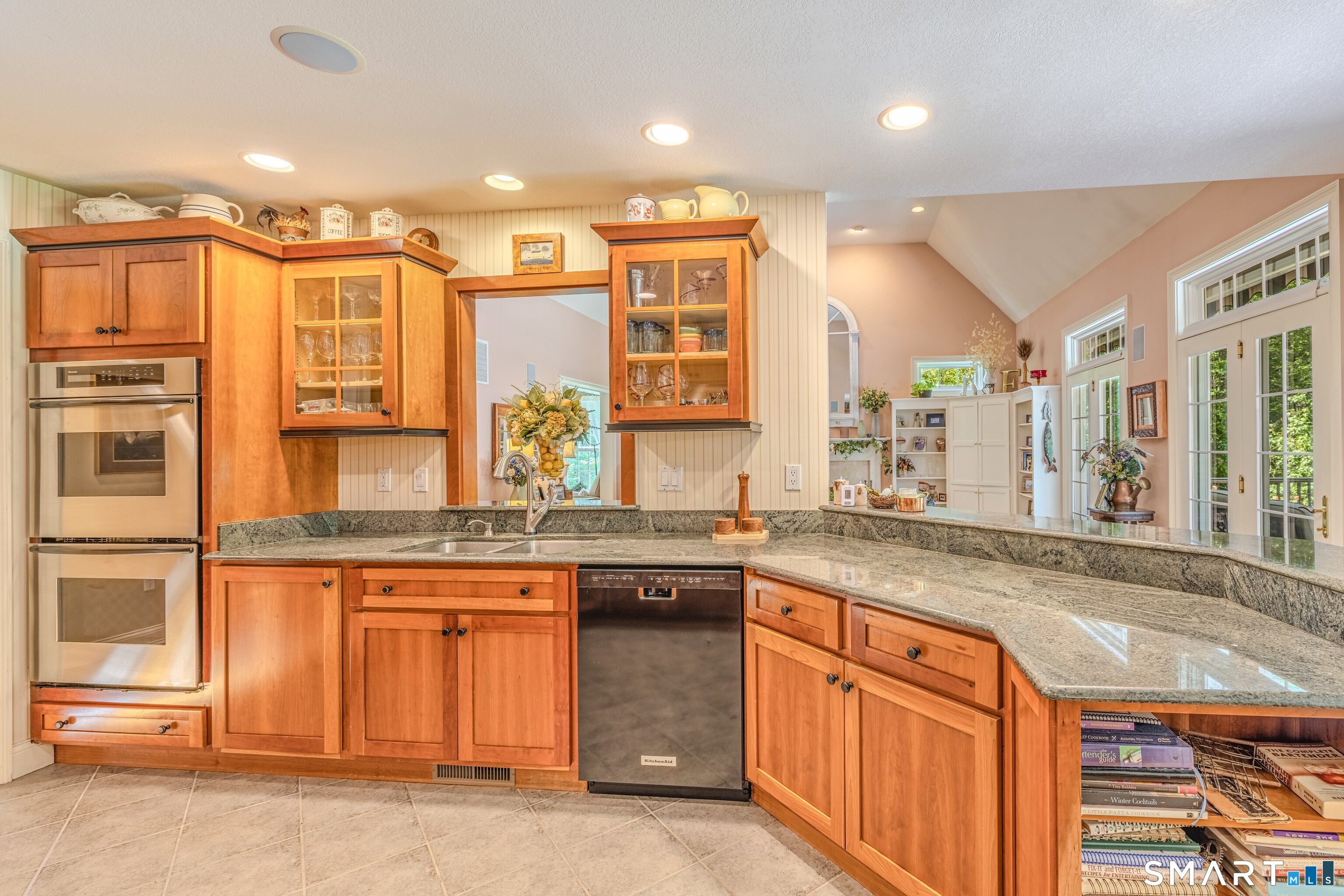 28 Hunters Run Mansfield, CT 06268 - Photo 7 of 40