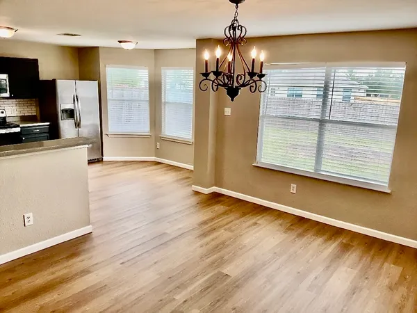 $1,895 | 325 Brown Street, Hutto, TX 78634