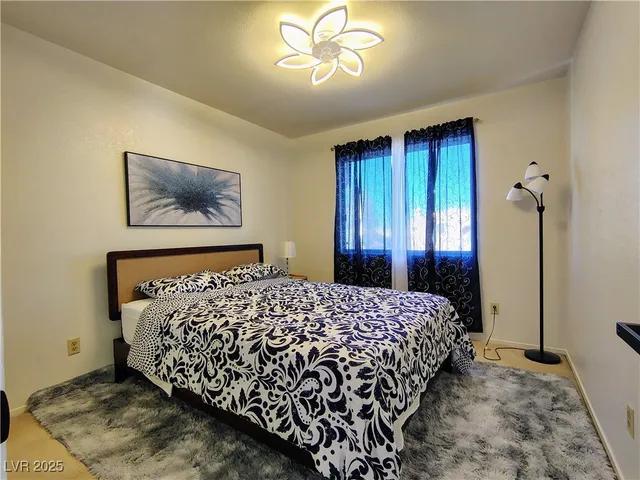 $3,300 | 4521 Palm Mesa Drive, Las Vegas, NV 89120