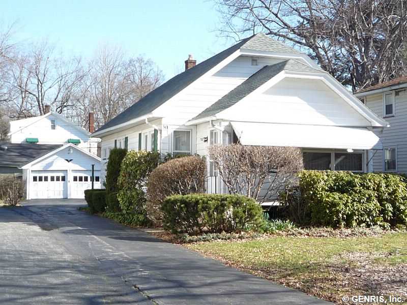 30 Catalpa Road Irondequoit, NY 14617 - Photo 1 of 1 Exterior Front.