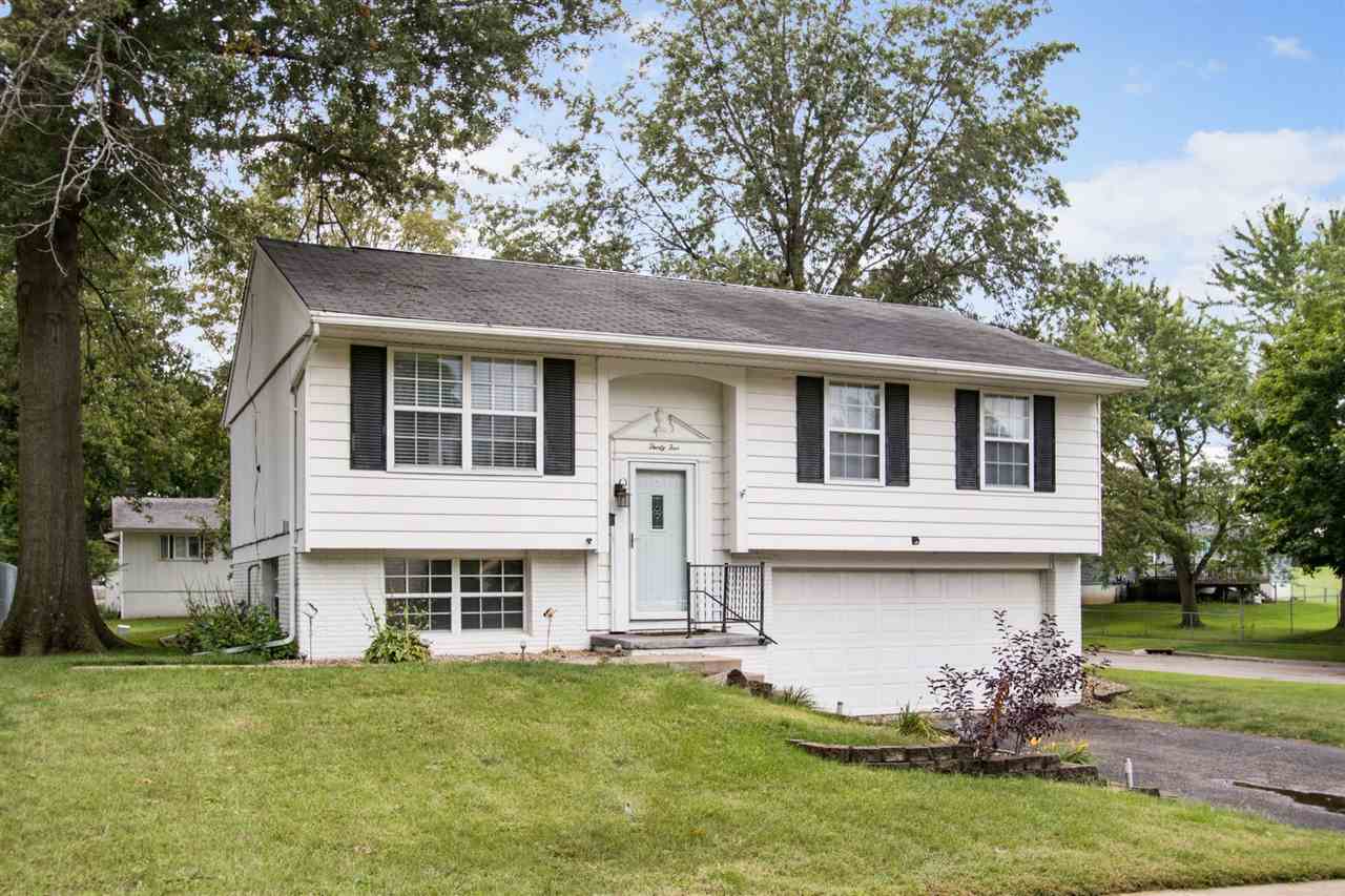 35 West Post Road Northwest Cedar Rapids, IA 52405 - Photo 1 of 27 Gallery Image 1