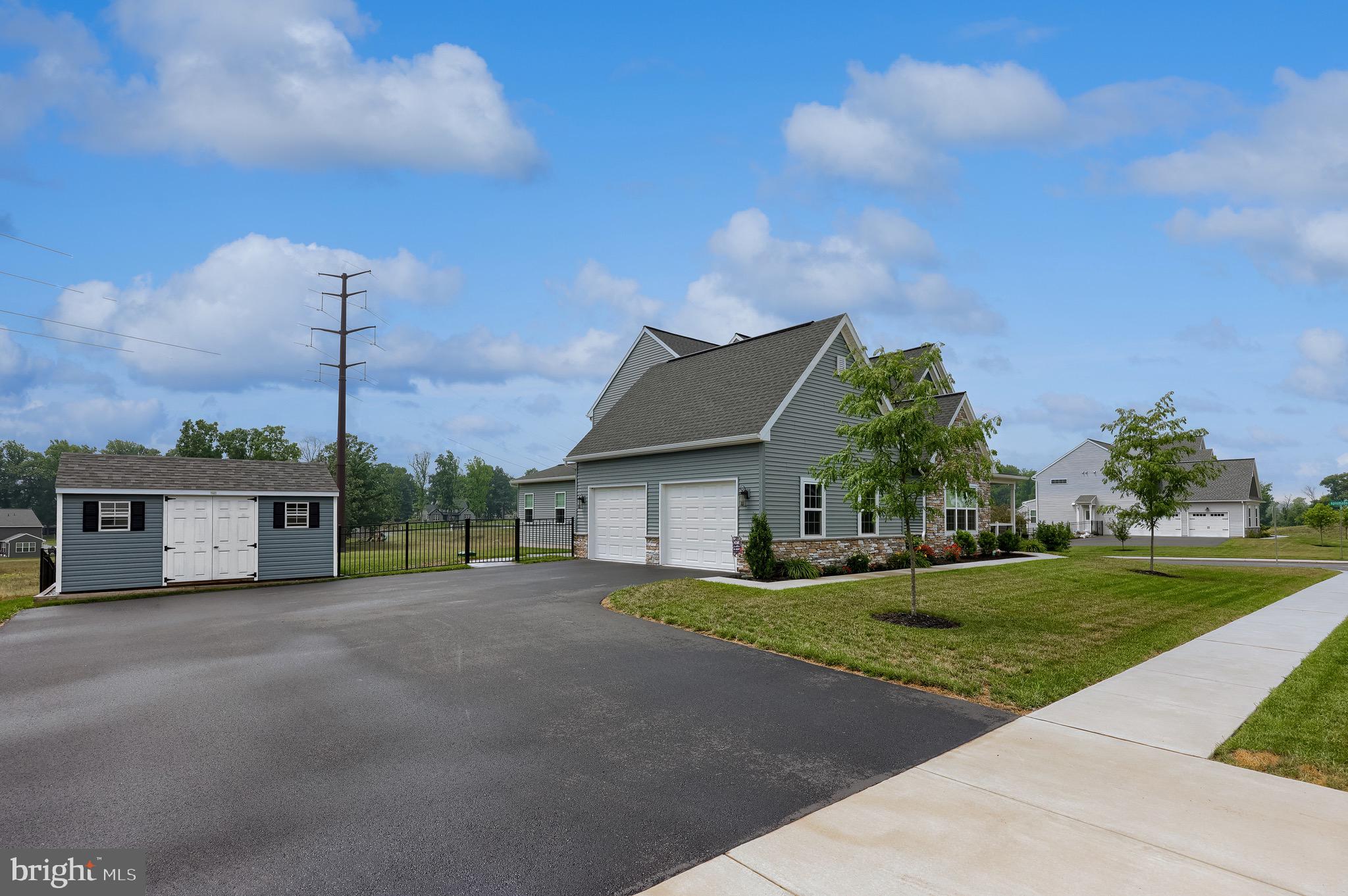 315 Goshawks Road Denver, PA 17517 - Photo 81 of 92 Driveway