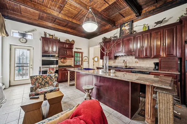 $1,200,000 | 3736 South Michigan Avenue, Chicago, IL 60653