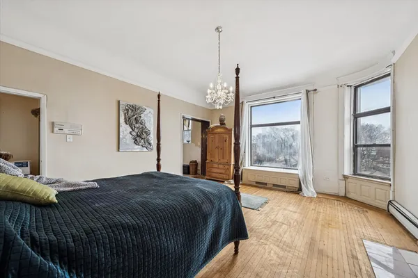 $1,200,000 | 3736 South Michigan Avenue, Chicago, IL 60653