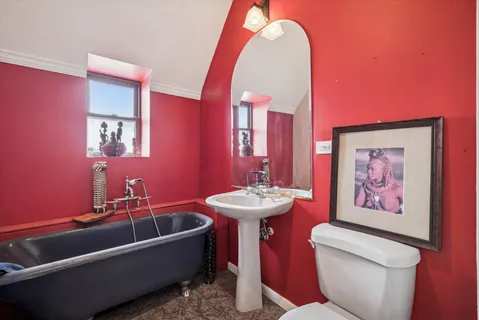 $1,200,000 | 3736 South Michigan Avenue, Chicago, IL 60653