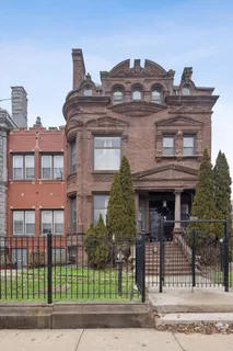 $1,200,000 | 3736 South Michigan Avenue, Chicago, IL 60653