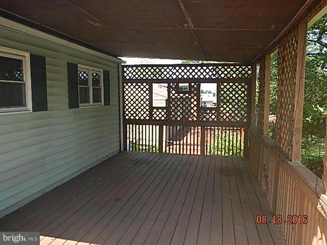 12907 Holdridge Road Silver Spring, MD 20906 - Photo 4 of 14 a view of a balcony