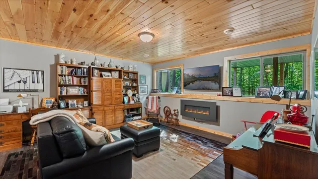 $525,000 | 2040 Fairview Beach Road Northeast, Alexandria, MN 56308